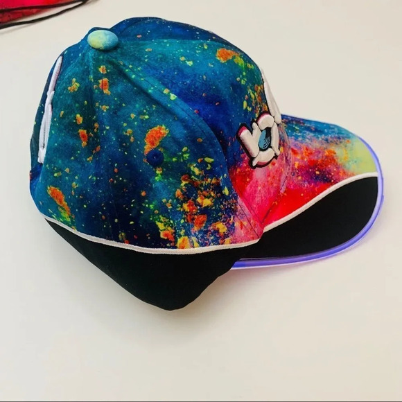Nwot bang energy lighted hat and drawstring bag - Picture 5 of 6